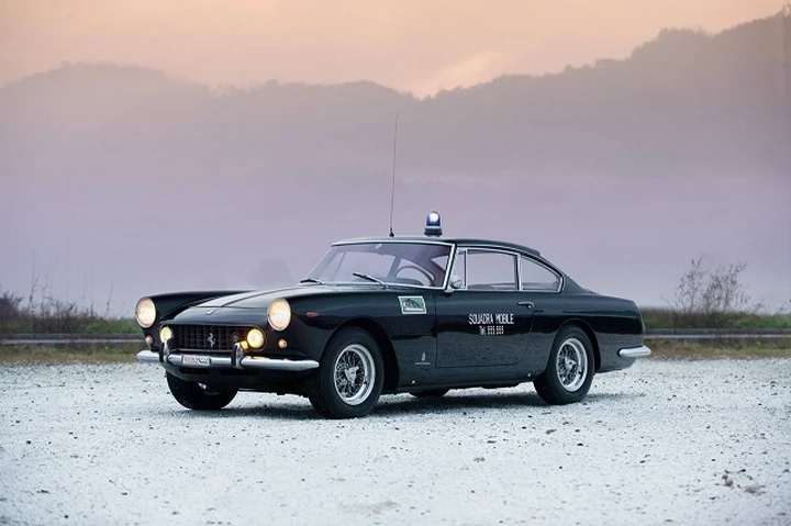 Ferrari 250 GTE 2+2: in vendita la storica “Pantera” della Polizia