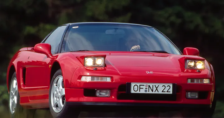 Honda NSX, i 35 anni della supercar amata da Ayrton Senna