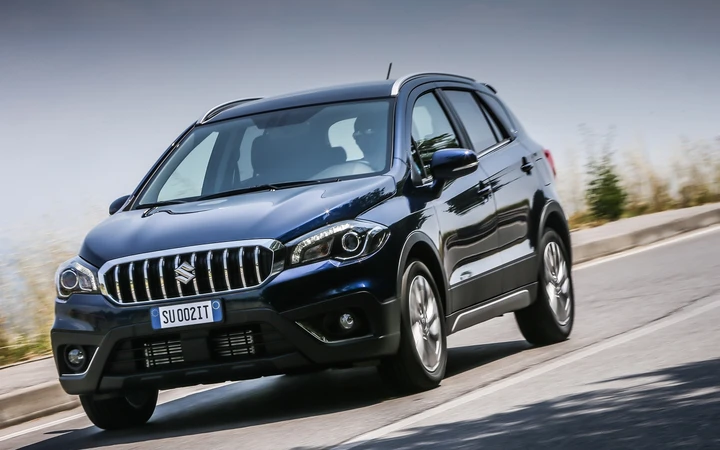 Suzuki S-Cross Hybrid: foto ufficiali