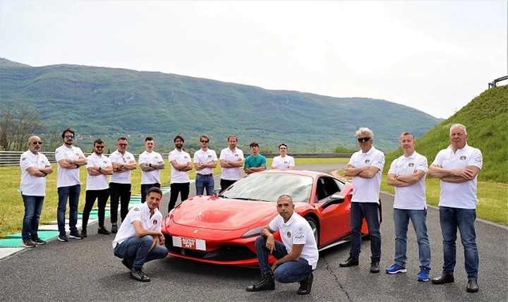Ferrari F8: progetto di record da Roma a Capo Nord per essere più veloce di Google Maps