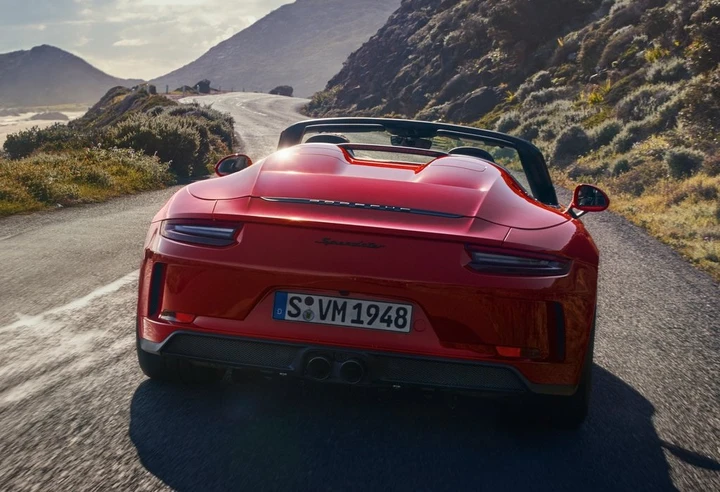 Porsche 911 Speedster 2019: si svela a New York