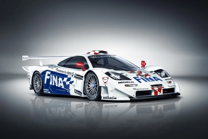 McLaren F1 GTR Longtail: l'icona inarrestabile, leggenda delle corse