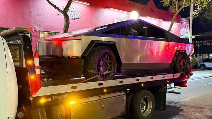 Tesla Cybertruck più economico del mondo: costo inferiore a un'utilitaria