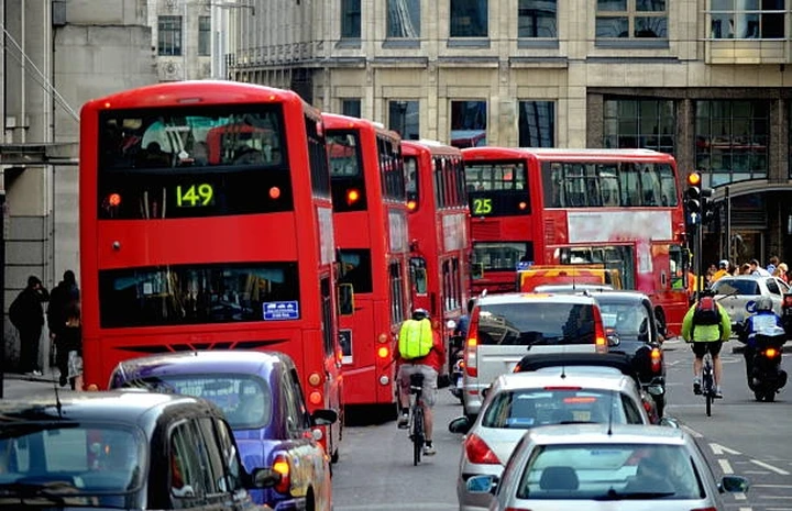 Traffico: Londra al primo posto nel 2022, Palermo in top 10