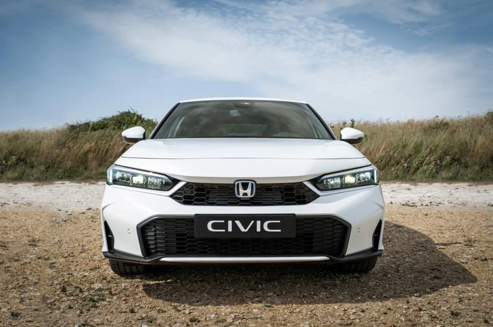 Nuova Honda Civic: il restyling che alza l’asticella tra design, tecnologia e sicurezza