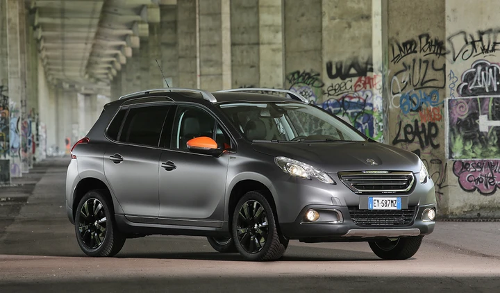 Peugeot 2008 Black Matt: da 23.310 euro