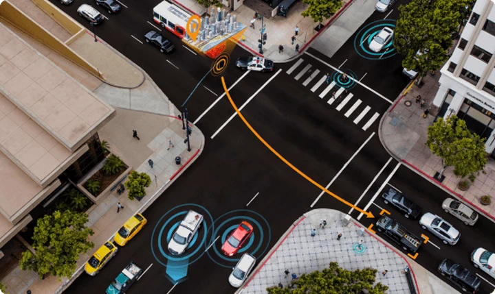 C-V2X: le tecnologie di Qualcomm che trasformeranno la mobilità
