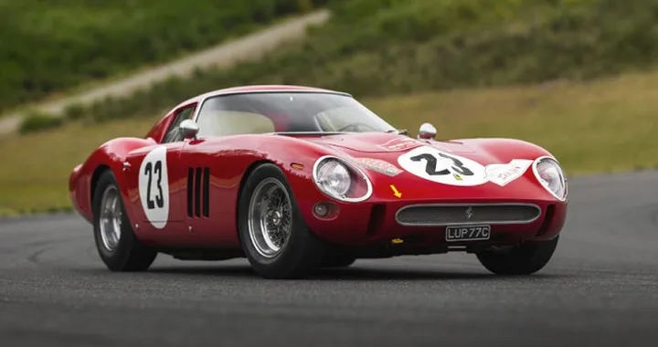 Ferrari 250 GTO, prezzo record all’asta: 48,4 milioni di dollari
