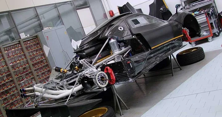 Pagani Huayra: come nasce una supercar