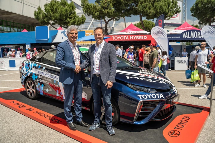 Toyota, partnership con Eni per l’idrogeno