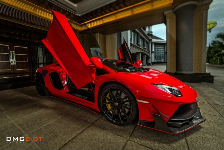 Lamborghini Aventador Lp988 