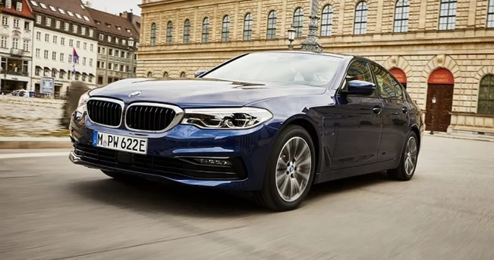 Bmw 530e: novità per la ibrida plug-in bavarese
