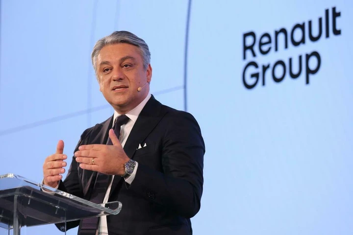 Renault, Luca de Meo: ‘Diventeremo completamente elettrici entro il 2030’