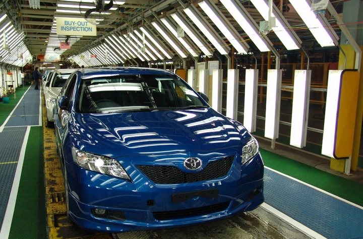 Toyota è leader mondiale nelle vendite anche nel 2015