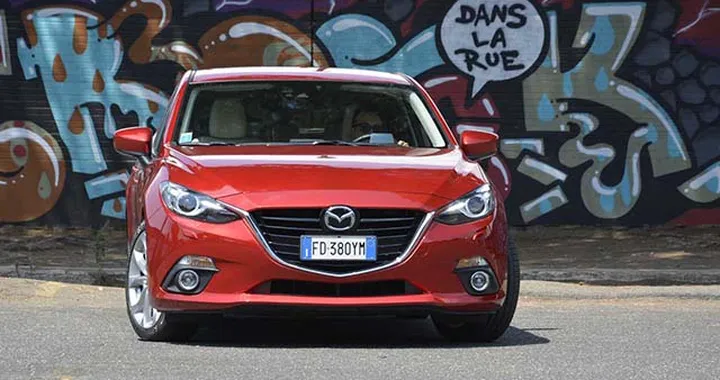 Mazda 3 1.5 Skyactiv-D Exceed: la prova su strada