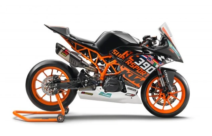 KTM RC 390 R 2018: sportiva senza compromessi