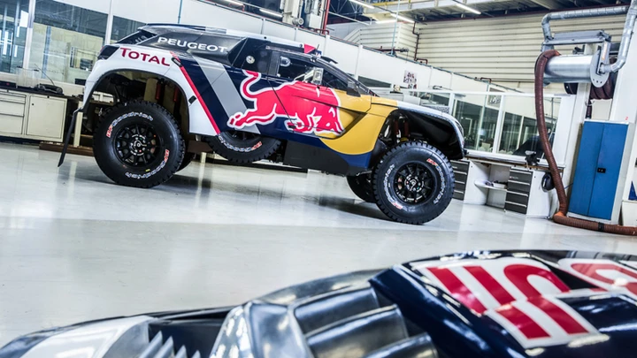 Peugeot 3008 DKR livrea ufficiale 2017