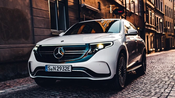 Mercedes: si chiamerà GLB EQ la versione elettrica del SUV