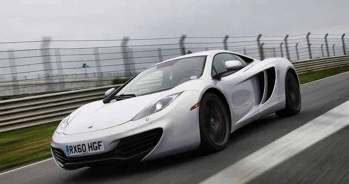 McLaren MP4-12C: incidente al Nurburgring durante il record