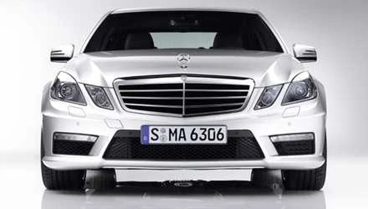 Mercedes E 63 AMG: comfort e cavalli made in Affalterbach