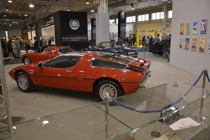 Stand Maserati, Ferrari, Aston Martin ad Auto e Moto d'Epoco 2014