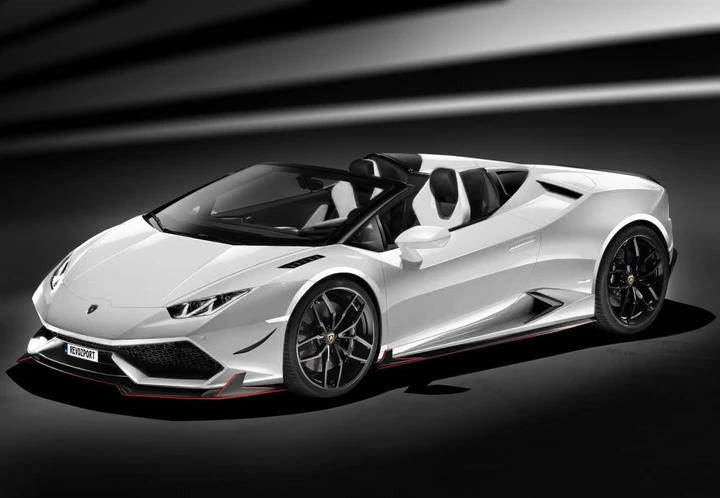 Lamborghini Huracan by RevoZport