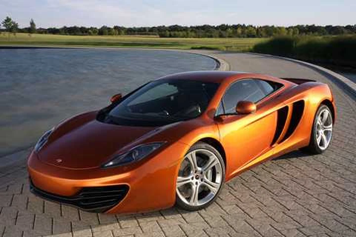 Svelata ufficialmente la McLaren MP4-12C