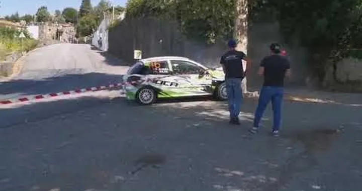 Incidente nel rally con la Peugeot 206 [Video]