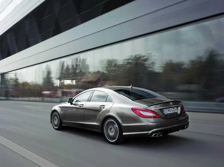 Mercedes CLS63 AMG: 550 CV e 300 km/h