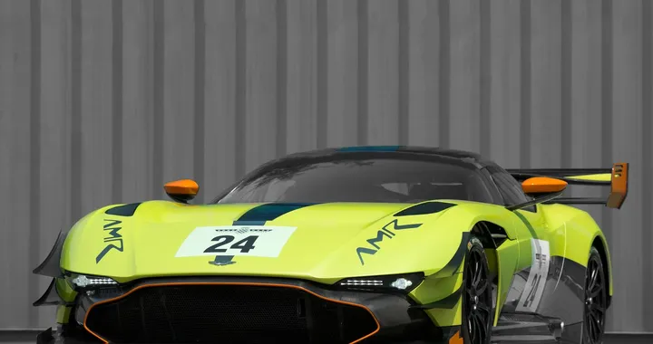 Aston Martin Vulcan: debutterà in pista a Le Mans