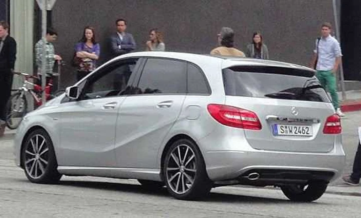 Mercedes Classe B 2012, ecco la nuova serie