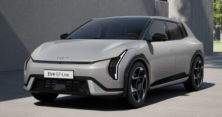 Kia EV4: svelati interni, design e specifiche tecniche