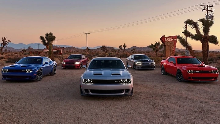 Dodge: nuove Charger SRT Hellcat e Challenger 2019