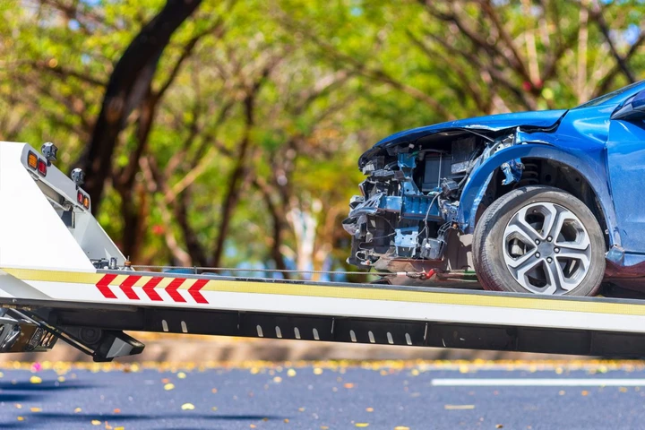 Auto con sistema anticollisione non funziona: tamponato un SUV