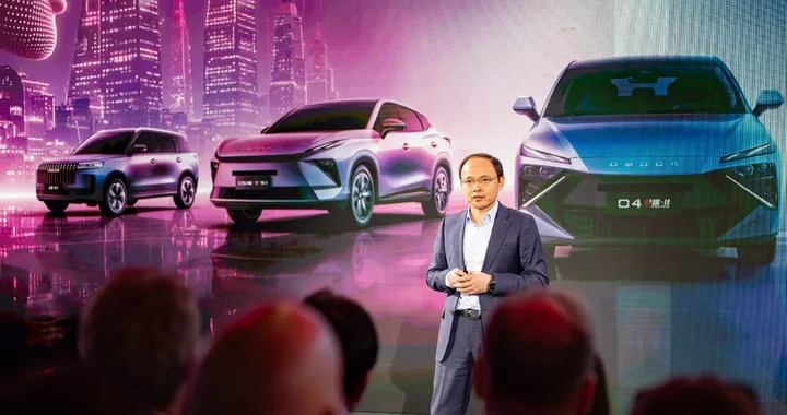 OMODA 4 e 5 NEXT: due nuovi SUV al Salone di Parigi 2026