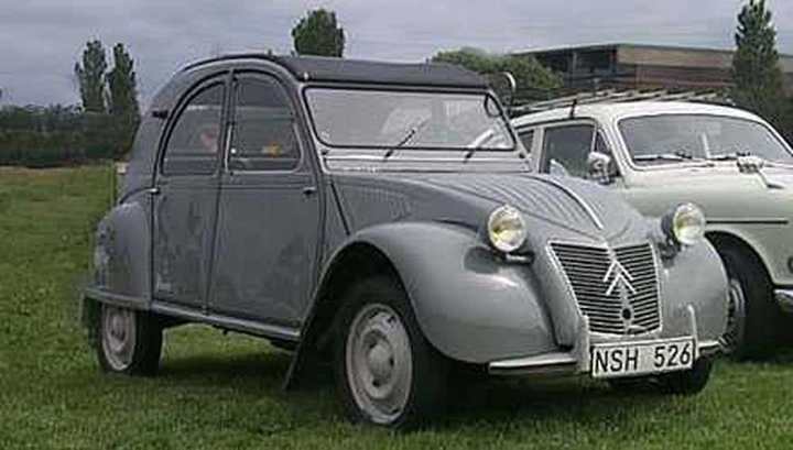 Citroen 2 CV: raduno mondiale da record