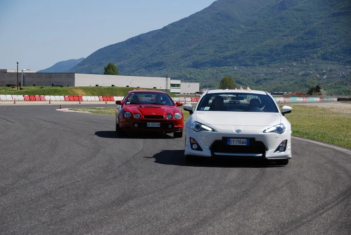 Toyota GT 86 Racing VS Celica GT-Four
