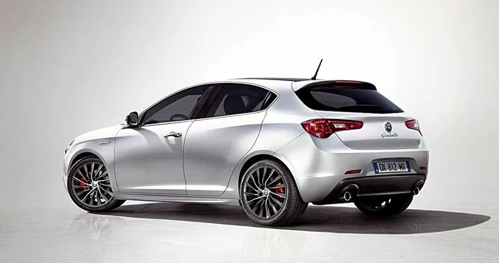 Alfa Romeo vola in Europa: +45% nel primo semestre