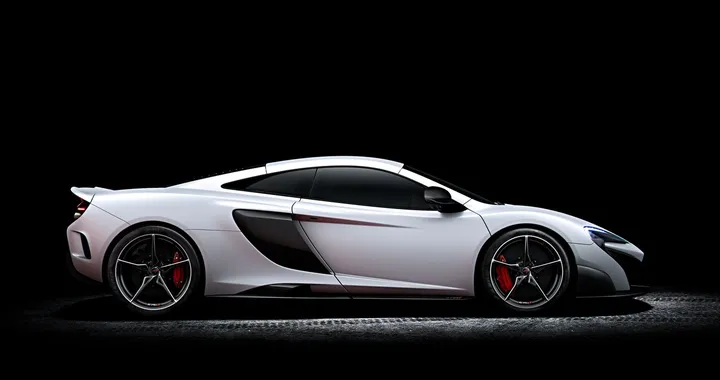 McLaren 675 LT: coda lunga a Ginevra 2015