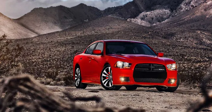 Nuova Dodge Charger SRT8: 465 cavalli bastano?