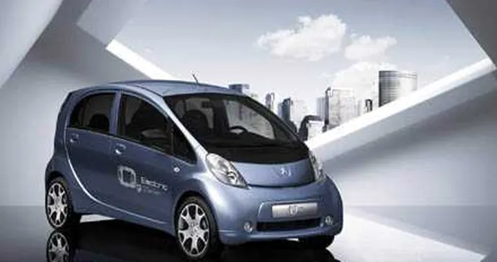 La Peugeot iOn? Costerà 500 euro al mese
