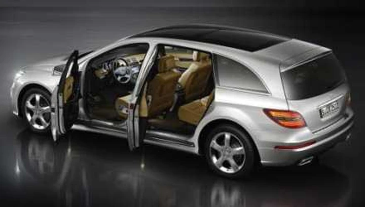 Mercedes Classe R MY 2011, da 42.800 euro