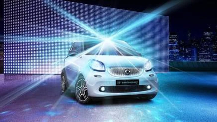 Smart compie 20 anni e si regala le serie speciali