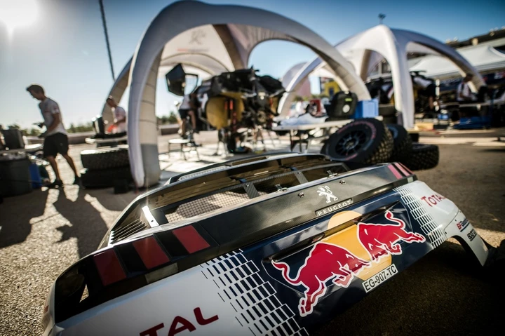 Peugeot al Rally del Marocco per vincere
