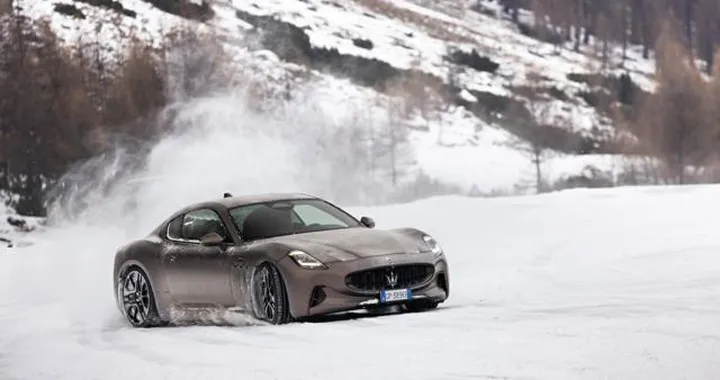 Maserati sul ghiaccio: due anteprime mondiali a St. Moritz che fanno sognare