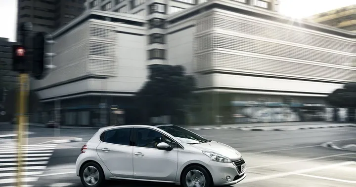 Peugeot 208 1.4 VTI a GPL: da 14.200 euro