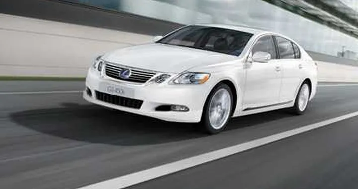 Francoforte: Lexus rinnova la gamma GS