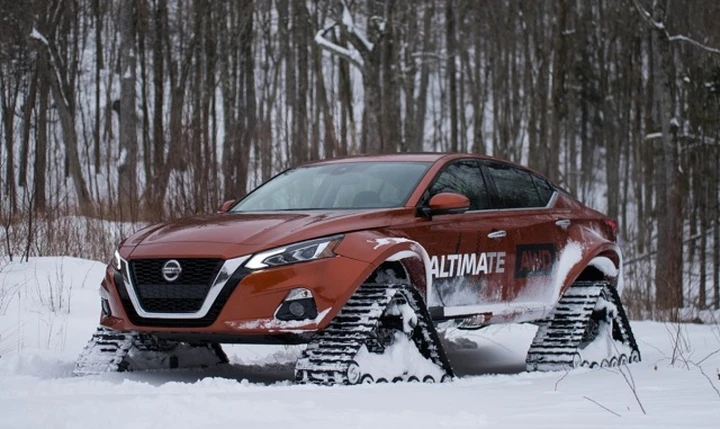 Nissan Altima-te AWD Concept: prototipo cingolato al Salone di Montreal
