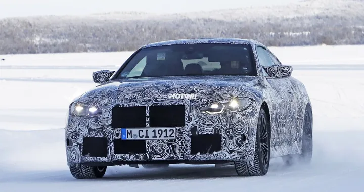 BMW M4: le foto spia della nuova generazione