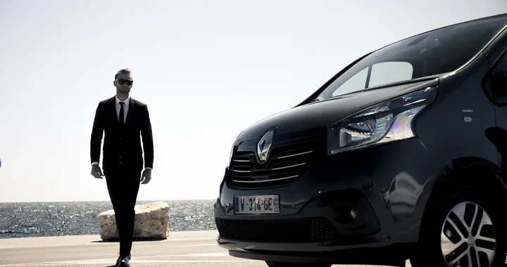 Renault Trafic SpaceClass, svelato al Festival di Cannes